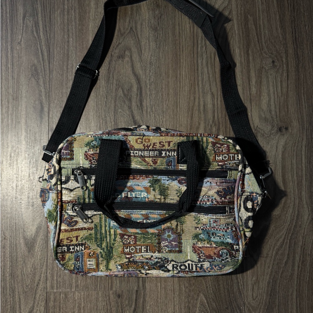 Route 66 Tapestry Pattern Travel Shoulder Bag - Black Straps